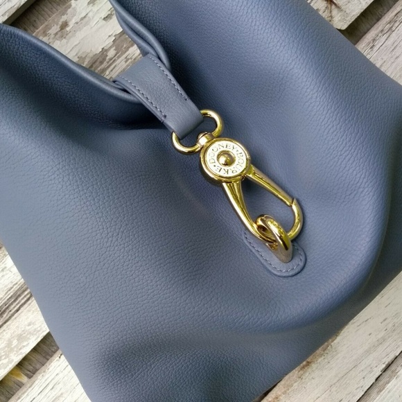 Dooney and Bourke Purse BRAND NEW - Picture 1 of 5